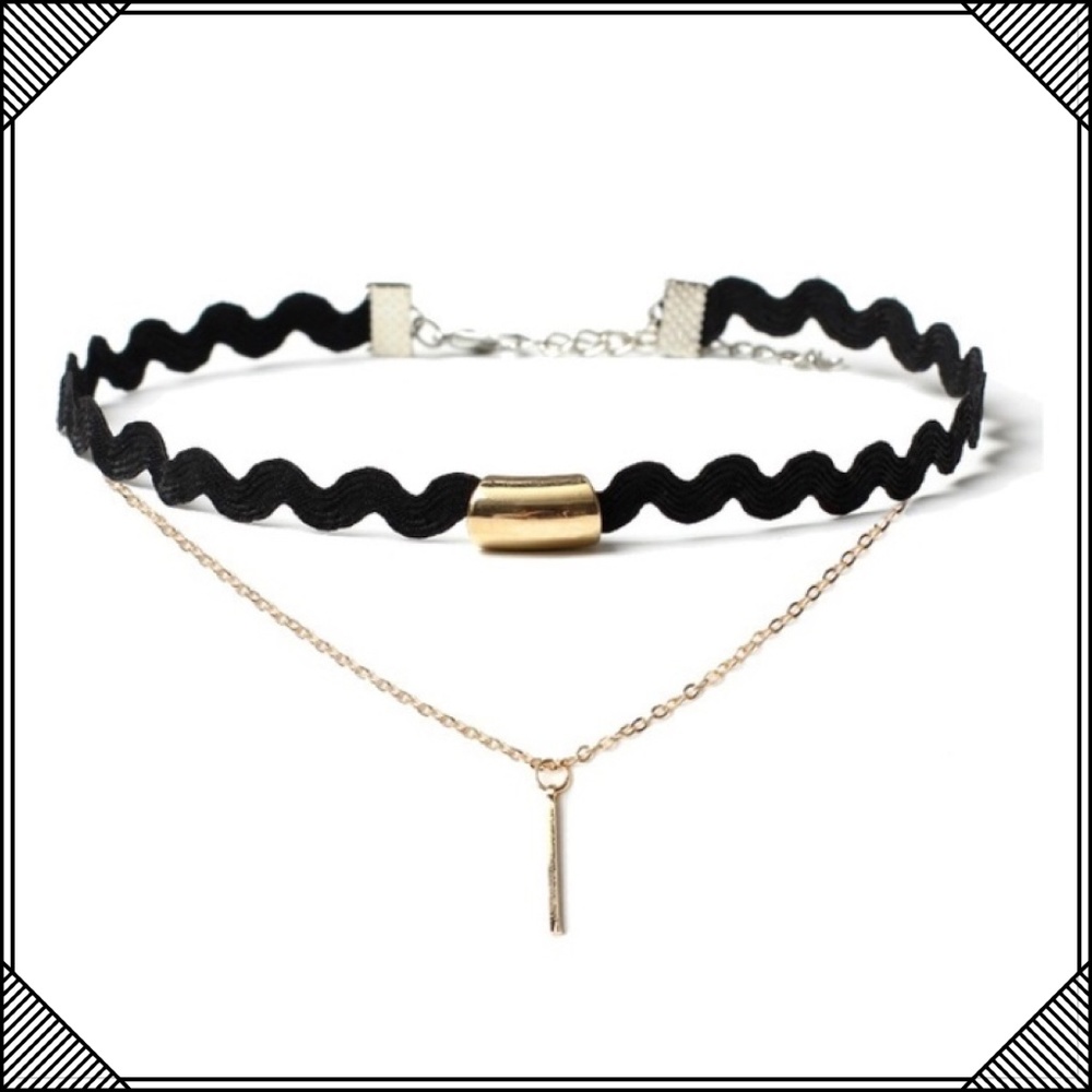 * Black Wavy Choker Necklace dangling Chain * Cute